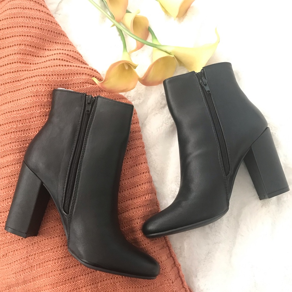 New beautiful plain square toe bootie 9 - Picture 3 of 5